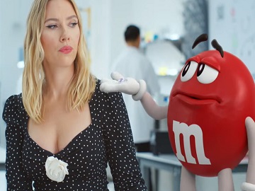 M&M's Super Bowl Ad: Scarlett Johansson's Almost Champions Ring